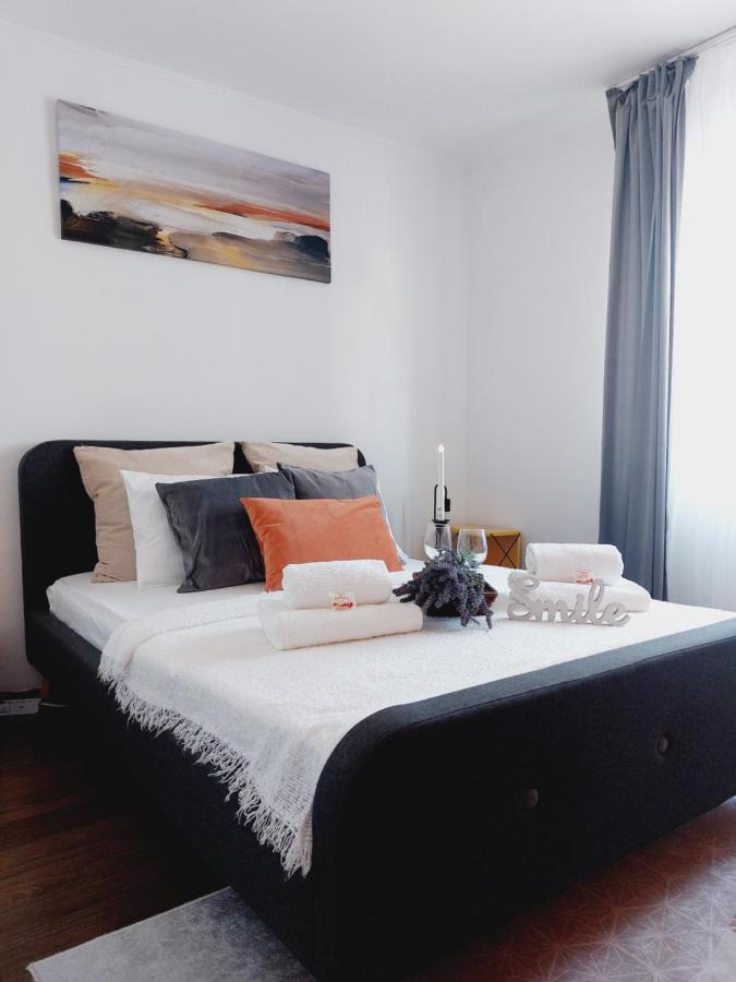 Cozy Apartment In The Center Of Bucareste Exterior foto